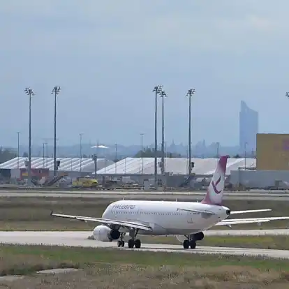 Am Flughafen Leipzig/Halle ist ein Abschiebeflug mit dem Ziel Bagdad gestartet.
