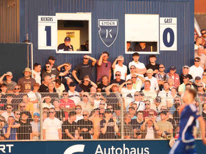 6200 Zuschauer verfolgten das Derby gegen Meppen im Emder Ostfriesland-Stadion in der vergangenen Saison.
