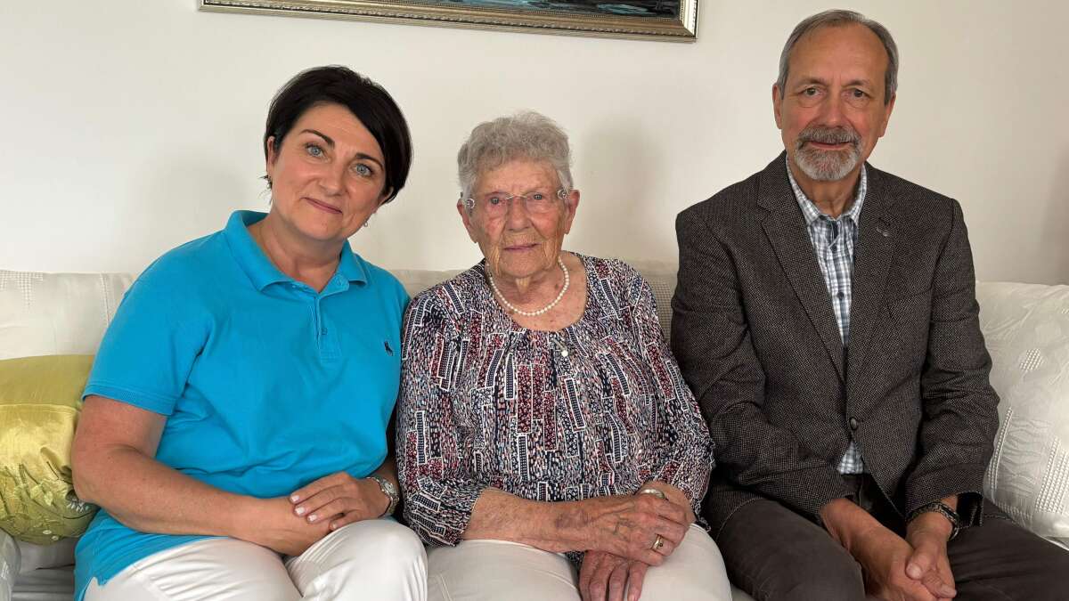 Cochlea-Implantat in Wilhelmshaven: Hundertjhrige nimmt Betroffenen die  Angst vor der OP