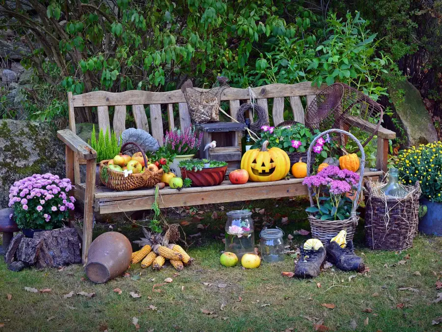 Herbstdeko im Garten: Kreative DIY-Ideen