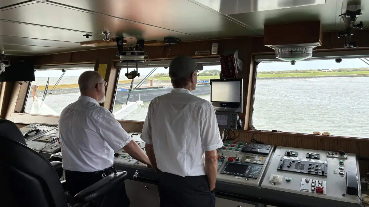 Work on the Wadden Sea: Tradition meets lateral entry - | This is how the ...