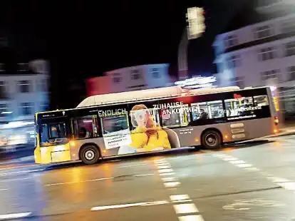 Nachts von Oldenburg nach Hause ins Ammerland? Das geht bald nicht mehr so komfortabel. Bei den Anschlusslinien 330 und 340 werden die Taktzeiten auf eine Stunde verl&auml;ngert.