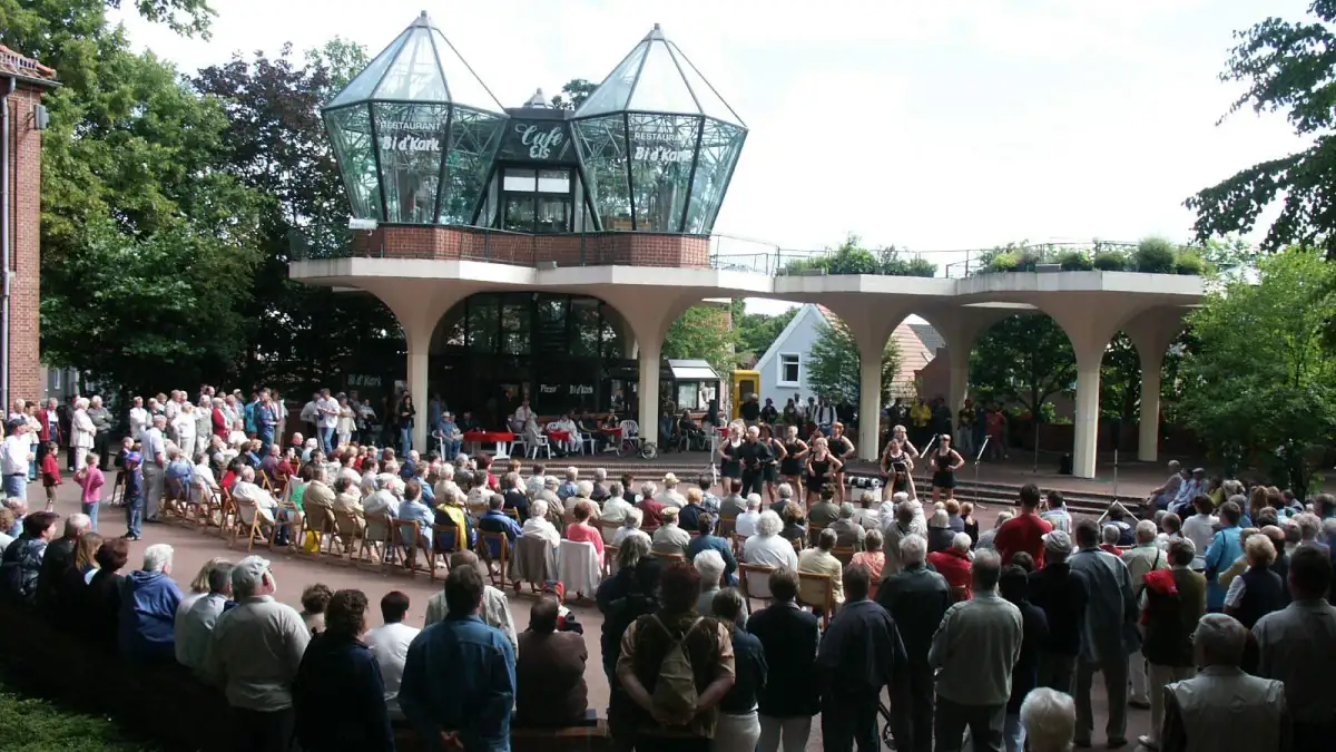 Landmark in Esens: Redesign planned for 2026 - | This is how the arcades ...