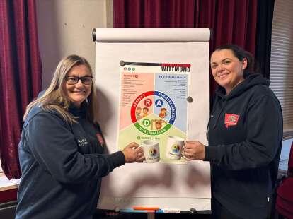 Coolness-Training in Ostfriesland: Mehr Respekt statt Mobbing – Wie zwei Wittmunderinnen Schüler stark machen