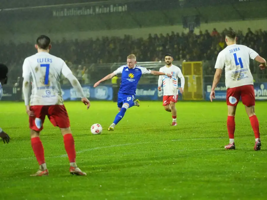 Regional soccer league: Emden once again proves to be the bogey team for ...