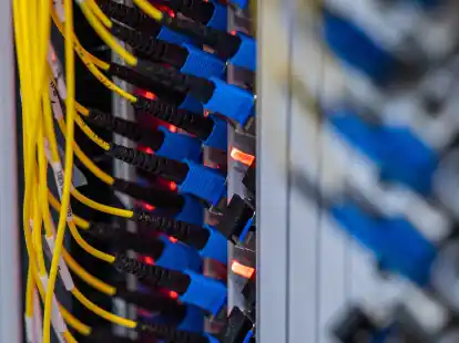 Wilhelmshaven soll Anschlusspunkt f&uuml;r eine neue Untersee-Glasfasertrasse werden