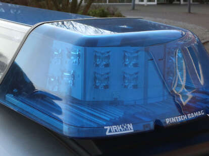 Verkehrsunfall in Wilhelmshaven: Vorfahrt missachtet – Zwei Autos kollidieren im Kreuzungsbereich