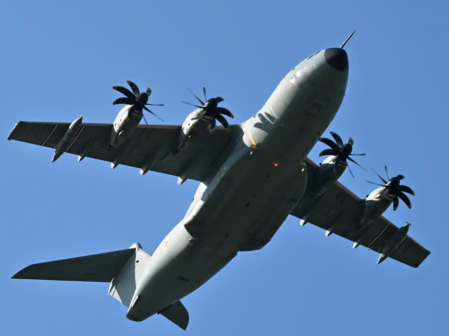 Re-Widmung des Fliegerhorstes Upjever: Der Ausweichflugplatz in Friesland ...