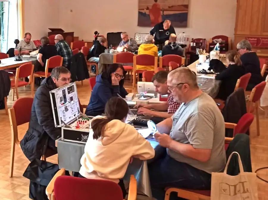 Specialists in Emden: Far too good for the bin – | Repair Café in Emden ...