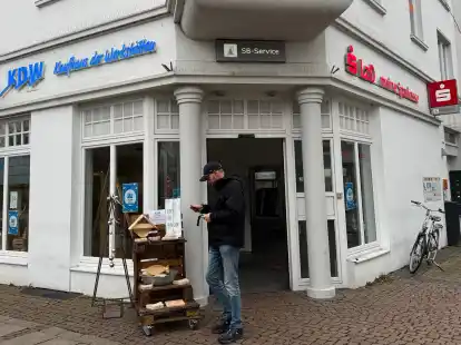 Seit zehn Jahren eine feste Adresse f&uuml;r sch&ouml;ne und n&uuml;tzliche Dinge aus den Gemeinn&uuml;tzigen Werkst&auml;tten: das &bdquo;KDW&ldquo; am Julius-Mosen-Platz.