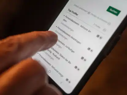 Ab 2027 sollen sich B&uuml;rger mit dem Smartphone ausweisen k&ouml;nnen. W&uuml;rden Sie das nutzen?
