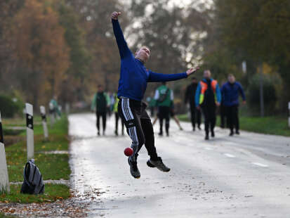 Topduell in der Boßel-Landesliga: Friesensport-Kracher in Ostfriesland – Reepsholt empfängt Rekordmeister Pfalzdorf