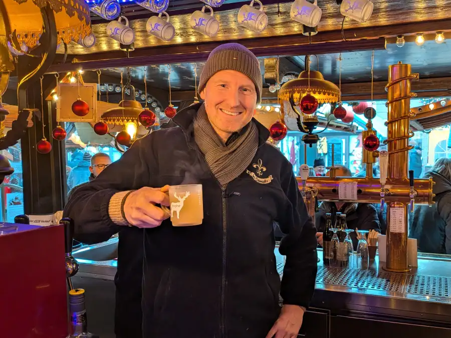 Weihnachtsmarktbilanz in Jever: Glühwein, Reibekuchen und Bratwurst ...