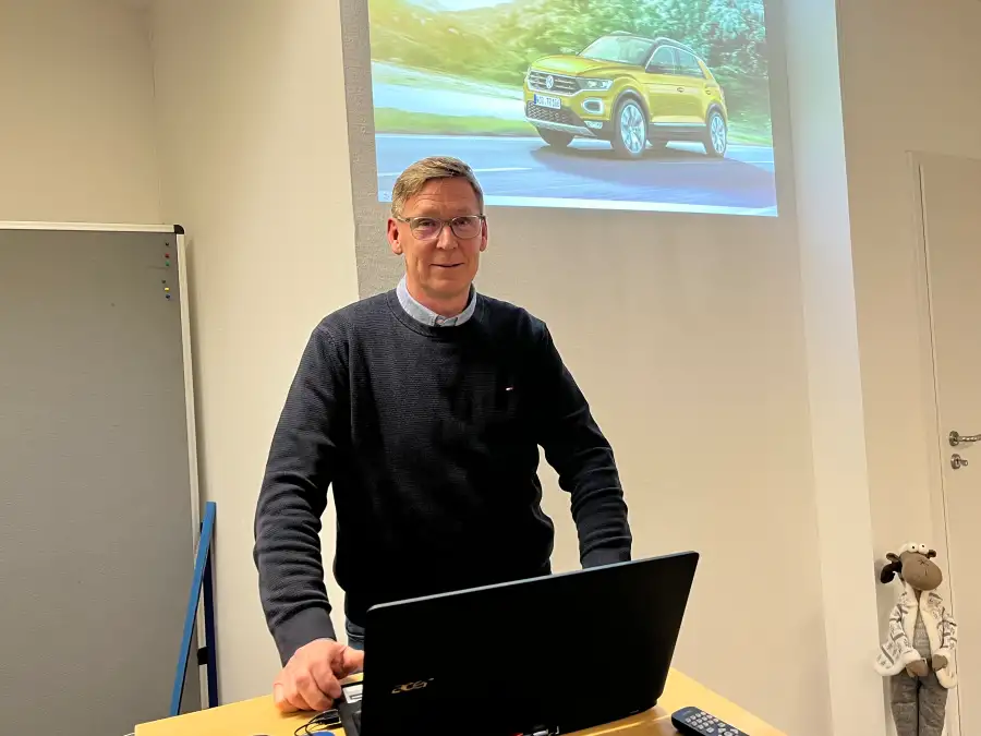 Meier & Reimer in Brake: Why driving schools are currently receiving ...