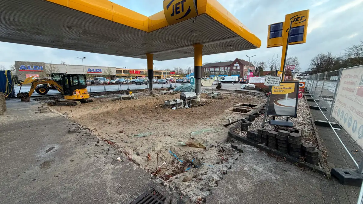 Stilvolle Jet Tankstelle Rastede Fotos