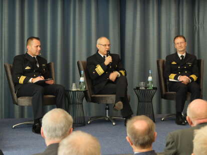 HiTaTa der Marine: Junge Offiziere bringen frischen Wind in die HiTaTa der Marine