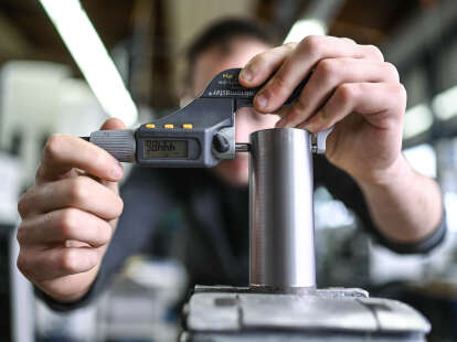 Ausbildungsmarkt im Nordwesten: Weniger Lehrverträge in IHK-Berufen – Handwerk legt deutlich zu