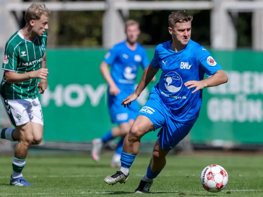 Wave of ex-pros: Why relegation-threatened regional league team BW Lohne ...