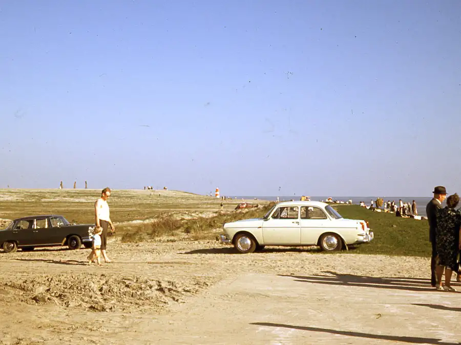 Change in the coastal landscape in Emden: From mudflats to Costa Knocka