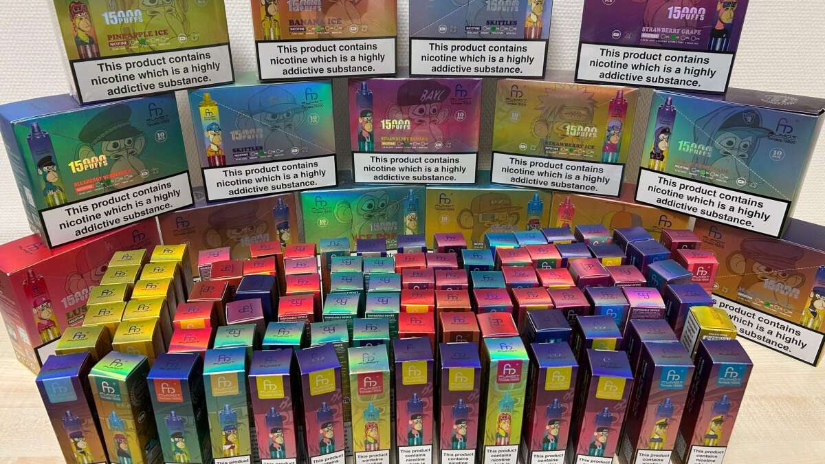 e-zigaretten flohmarkt Zoll deckt auf: Kioskverkäufer aus Aurich handelt mit illegalen E-Zigaretten