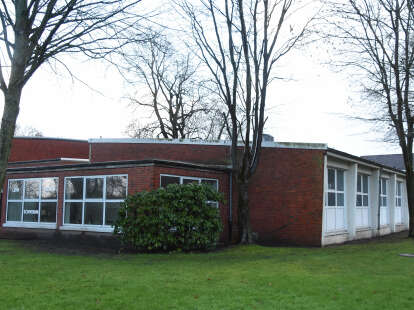 Reparaturmaßnahmen abgeschlossen: Lehrschwimmbecken nach Sanierung wieder für Schwimmkurse geöffnet