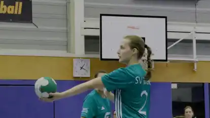 Die Korballerinnen des SV Brake feierten in eigener Halle zwei wichtige Siege in der Niedersachsenliga