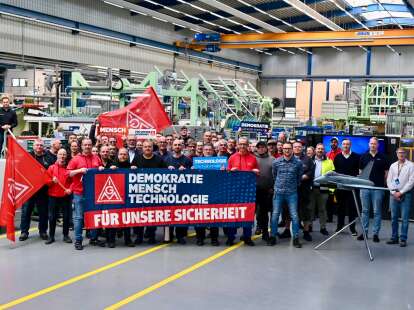 Rüstungsprojekt: Airbus-Beschäftigte in Varel demonstrieren für Zukunft des Kampfflugzeugprojekts FCAS