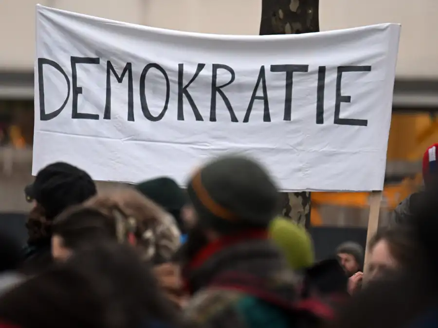 Wochenkolumne aus Friesoythe Schluss mit Verharmlosung von Rechtsextremismus
