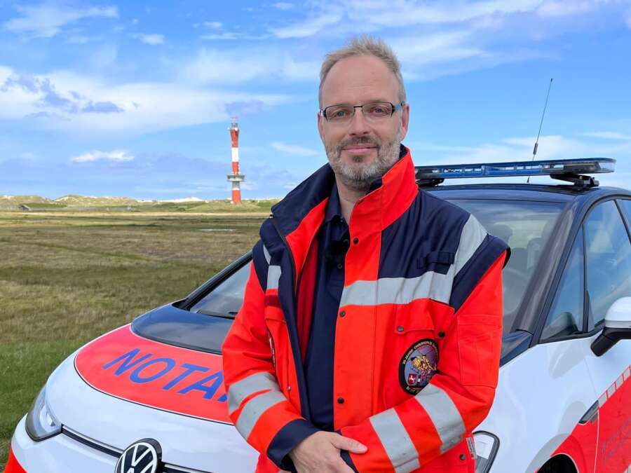 Mourning on Wangerooge: Great sorrow for Dr. Frank Kortenhorn - | Island ...