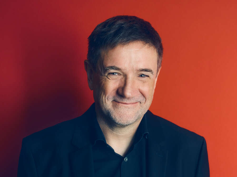 Markus Orths stellt neuen Roman „Die Enthusiasten“ in Oldenburg vor.