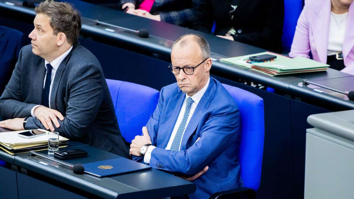 Pannen und Turbulenzen: Die schwierige Zeit der Bundesregierung