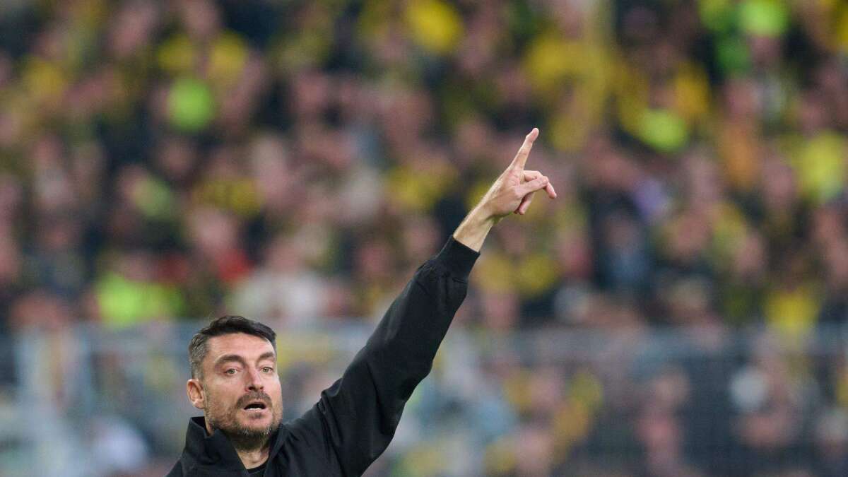 Eintracht Frankfurt: Riera bleibt – vorerst