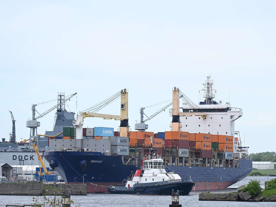 Schiffsreparatur in Wilhelmshaven: Die „Macao“ am Hannoverkai