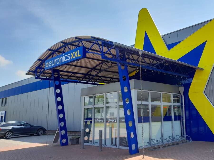 Six months after closure: Former Euronics property in Wittmund is up for ...