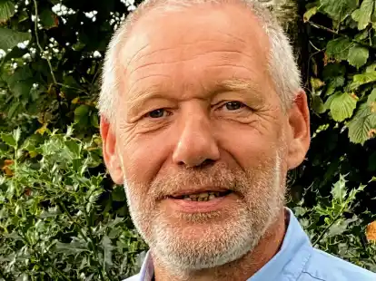 Tritt bei der Bürgermeisterwahl am 13. September in Hatten an: Walter Schleef.