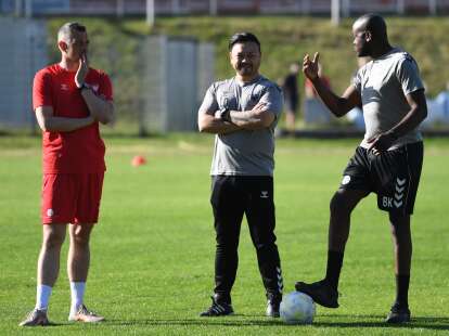 Fußball-Oberliga: Viele Fans beim SVW-Trainingsauftakt