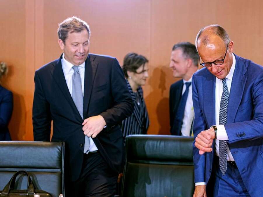 Decisions in Berlin: Cabinet approves budget - | Why there is much ...