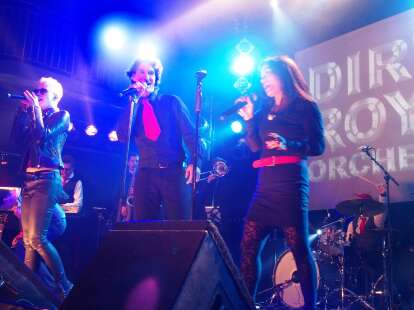 Varel live: Dirty Royal Orchestra bringt Sommerstimmung auf Vareler Neumarktplatz