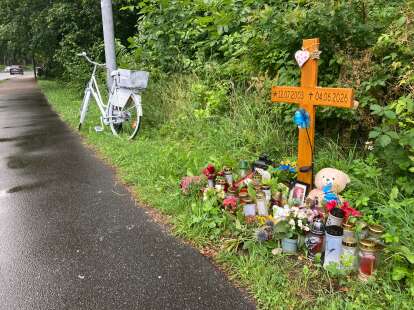 Nach tödlichem Unfall in Varel: „Dieser Irrsinn muss zurückgenommen werden“ - Familie kritisiert Radwegeführung