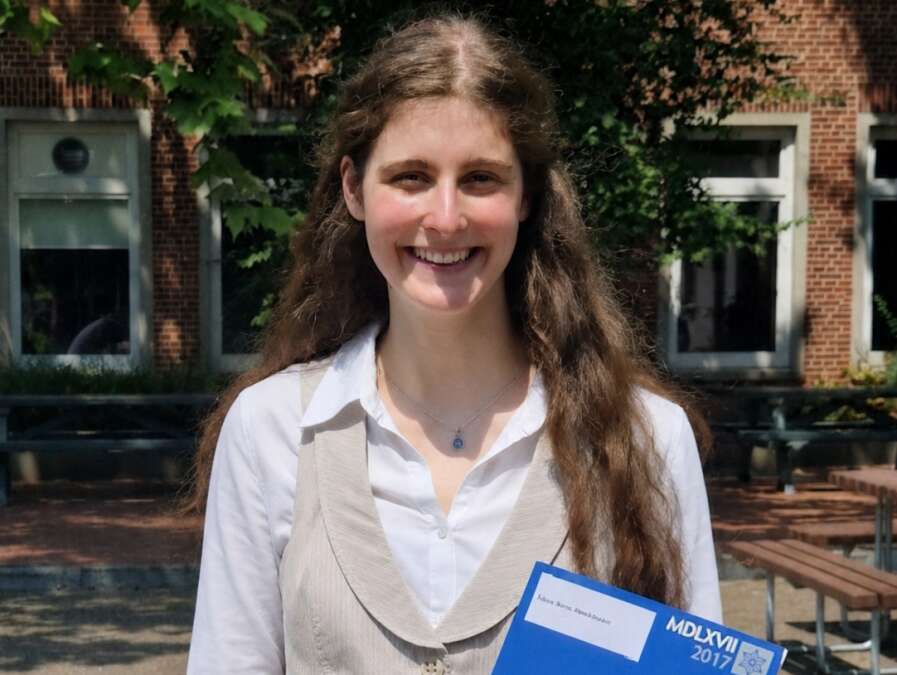 felicia-sickermann-vom-ulrichsgymnasium-aus-norden-erreicht-spitzen-abitur