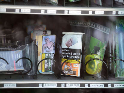 Drogenermittlungen in Aurich: Cannabis-Handel über Snackautomaten – So kontrolliert die Kreisbehörde