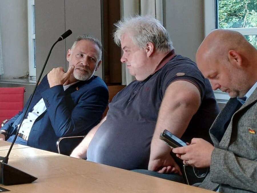 Mayoral election in Wilhelmshaven: AfD candidate Moriße sues against ...