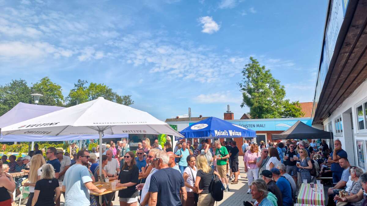 Leisure time in Emden: “Beatnight” at the Borssum outdoor pool has become ...