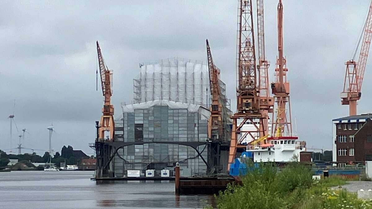 German Armed Forces security policy: Navy frigate remains stuck in Emden