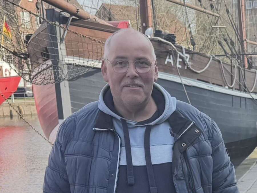 Registrierungsaktion in Borssum: Matthias aus Emden braucht einen ...