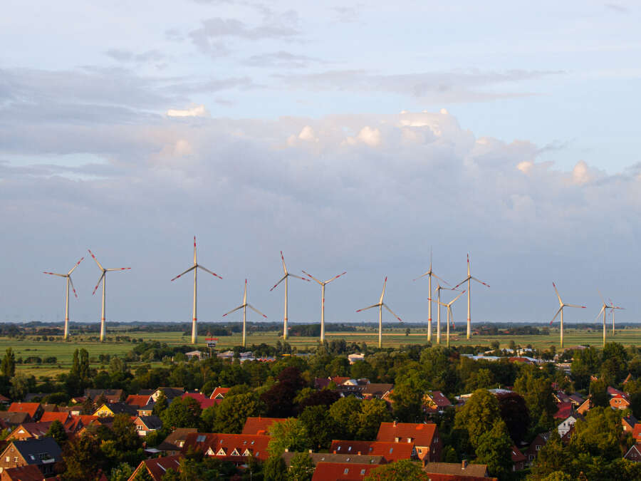 Repowering in East Frisia: Four new wind turbines, 200 meters high - | ...