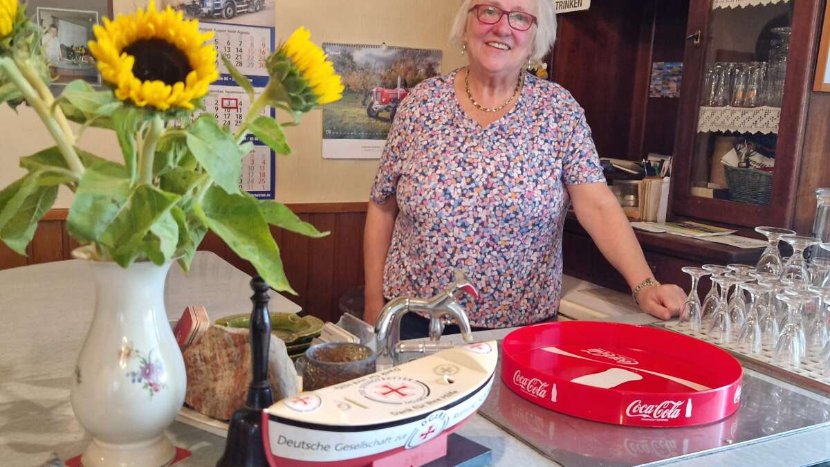 Landlady's been there for 50 years: A village pub like in the old days ...