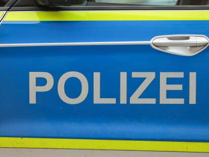 Ladendiebstahl in Wilhelmshaven: Jugendliche stecken Schwangerschaftstest und Schokolade ein