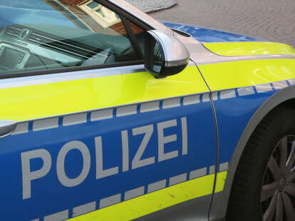 Polizeieinsatz in Wilhelmshaven: Einbruch in Wohnhaus – Täter entwenden Tablets aus Wintergarten