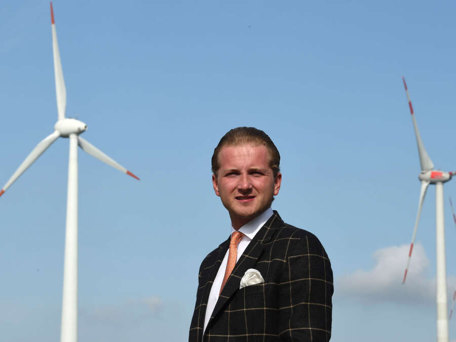 European Arrest Warrant: Fugitive Wind Power Fraudster Hendrik Holt ...